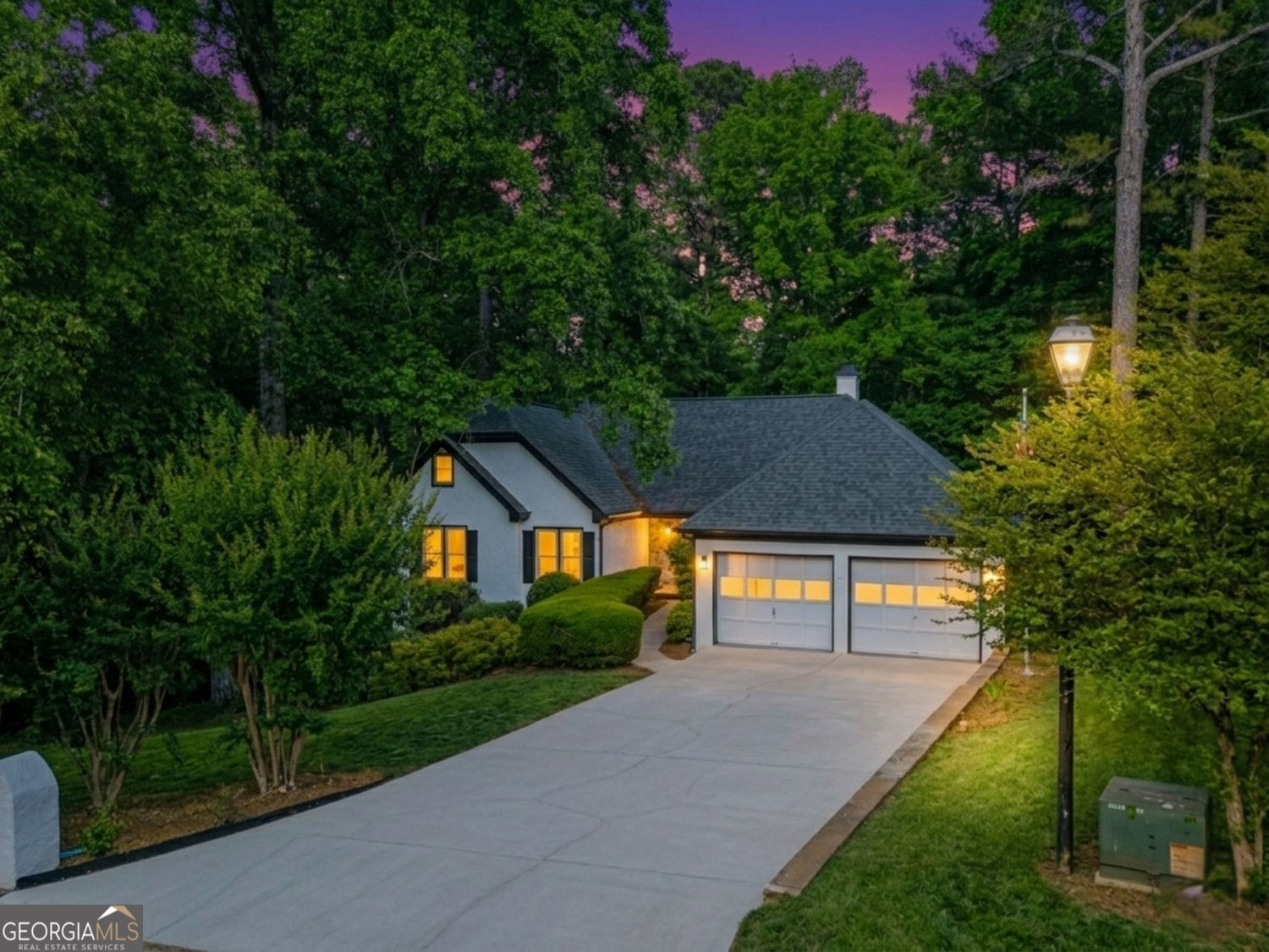 1190 St Ives Ct