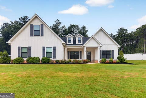 Photo of 55 Sagebrook Lane, Newnan, GA 30263 (MLS # 10816186)