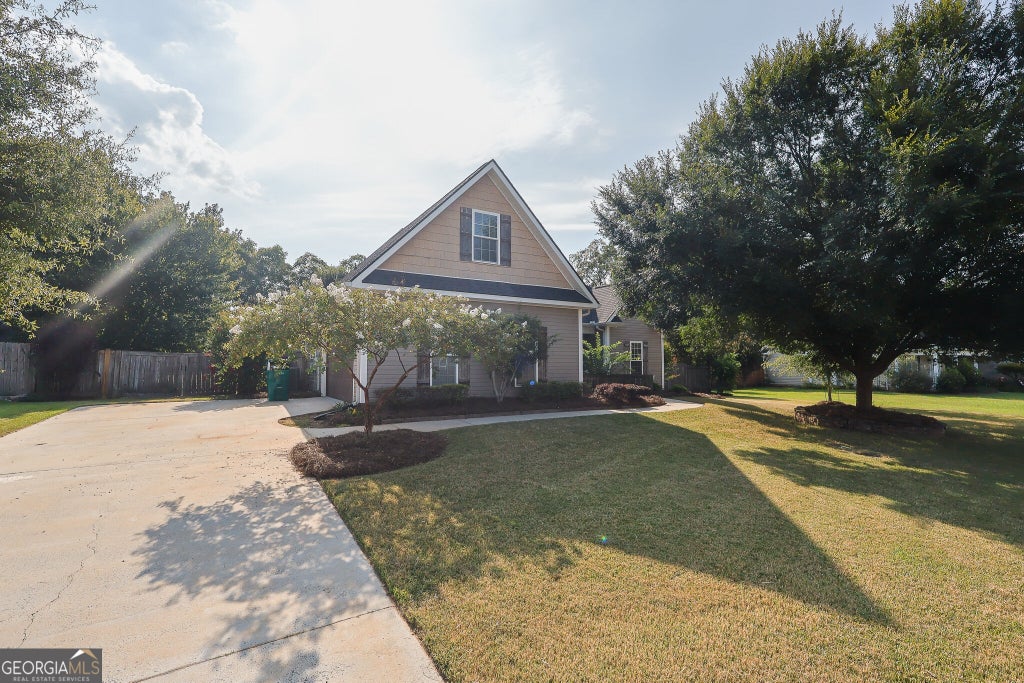 Photo of 137 Pond Drive, Kathleen, GA 31047 (MLS # 10831793)