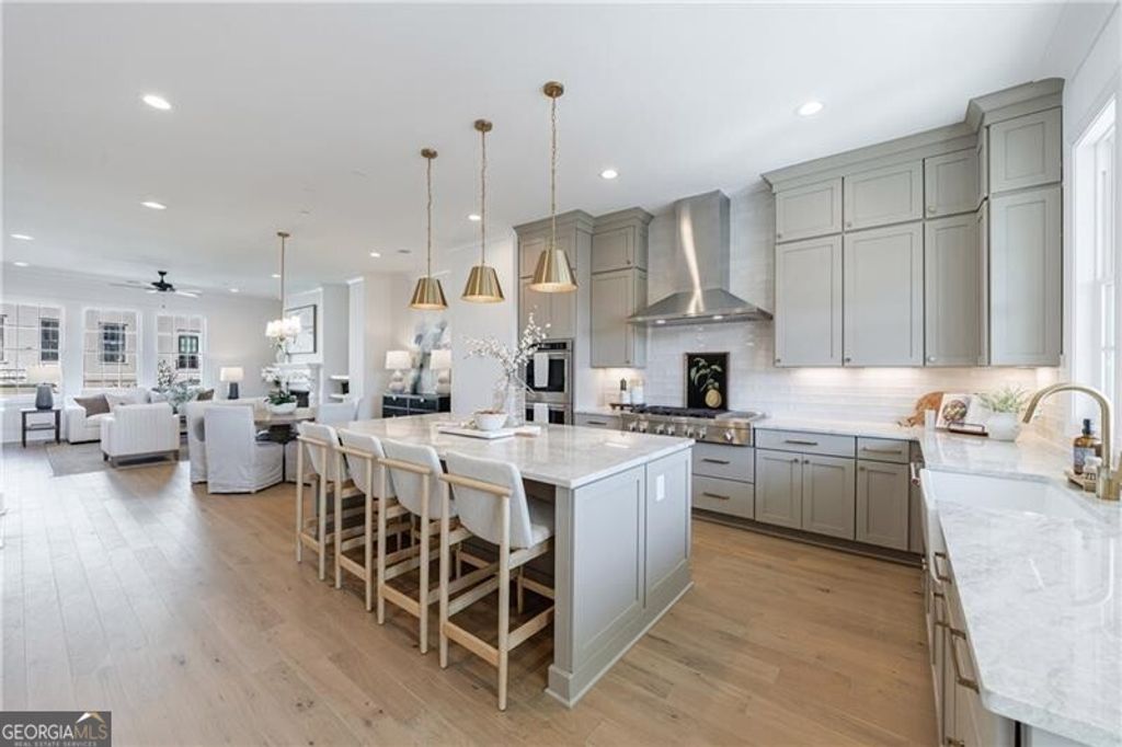 Photo of 400 Mayfair Court, Alpharetta, GA 30009 (MLS # 10755945)
