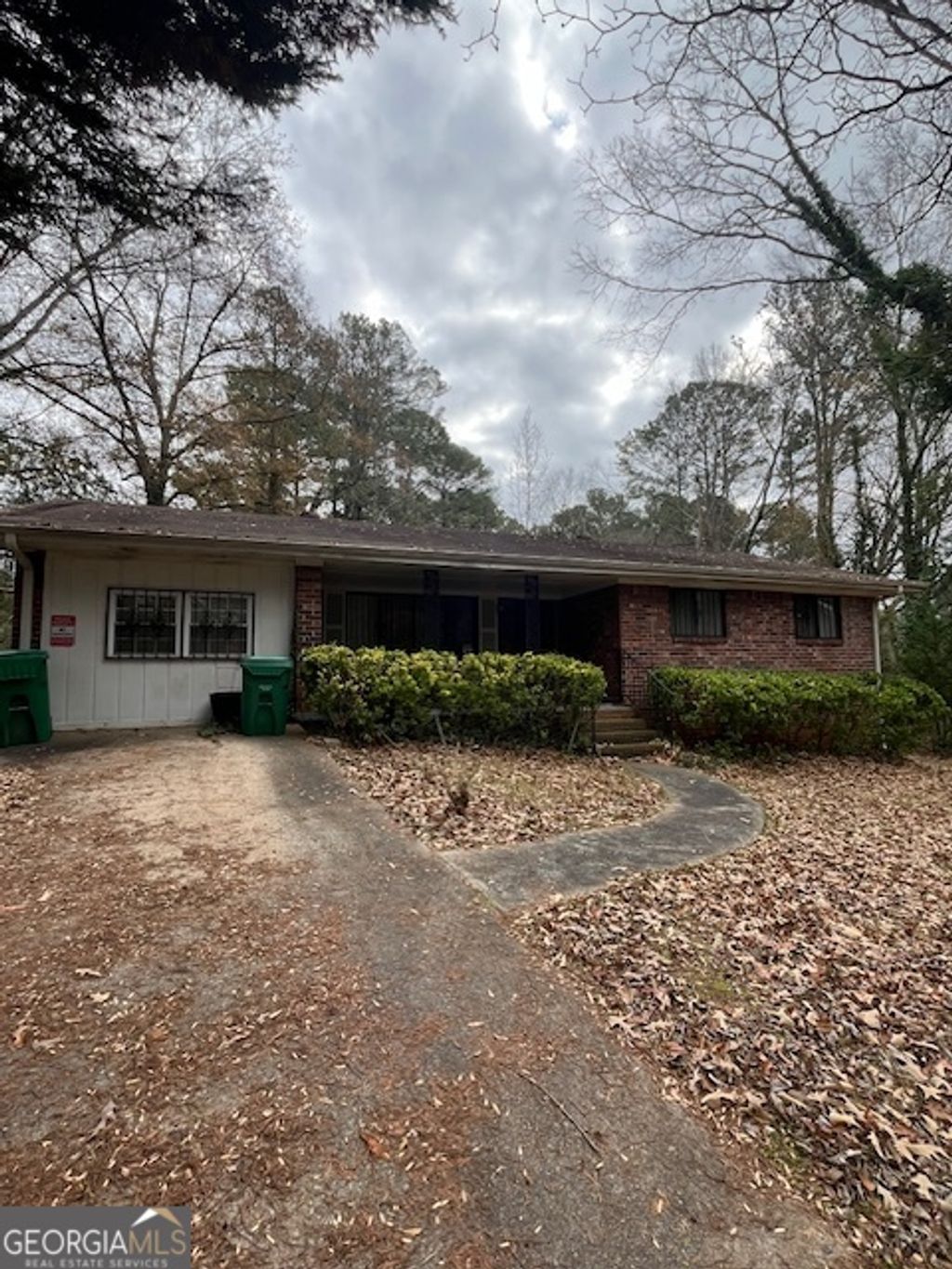 Photo of 4089 Thetford Court, Decatur, GA 30035 (MLS # 10662244)