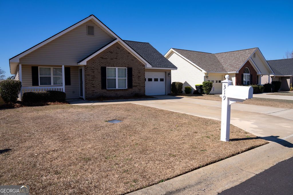 Photo of 319 Deerfield Circle, Warner Robins, GA 31088 (MLS # 10692653)