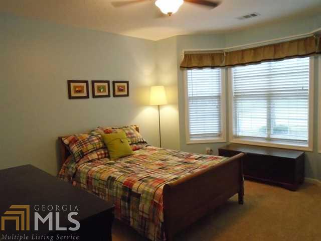 Charter Club On The River - Residential