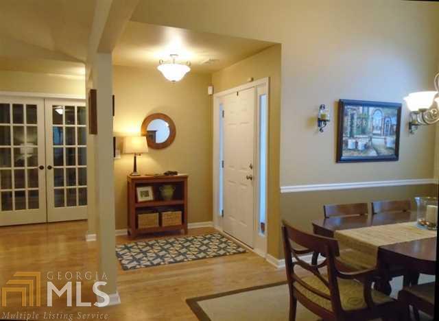 Charter Club On The River - Residential