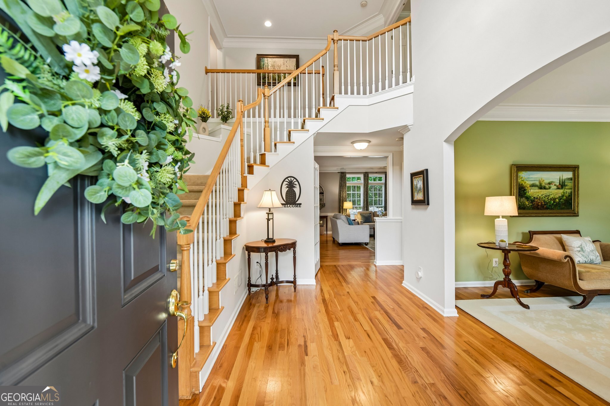 160 Woodcliff DR
