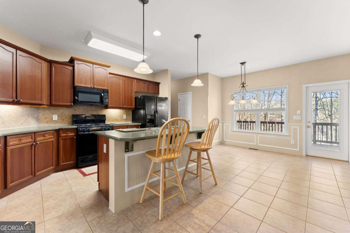 1000 Island Bluff LN