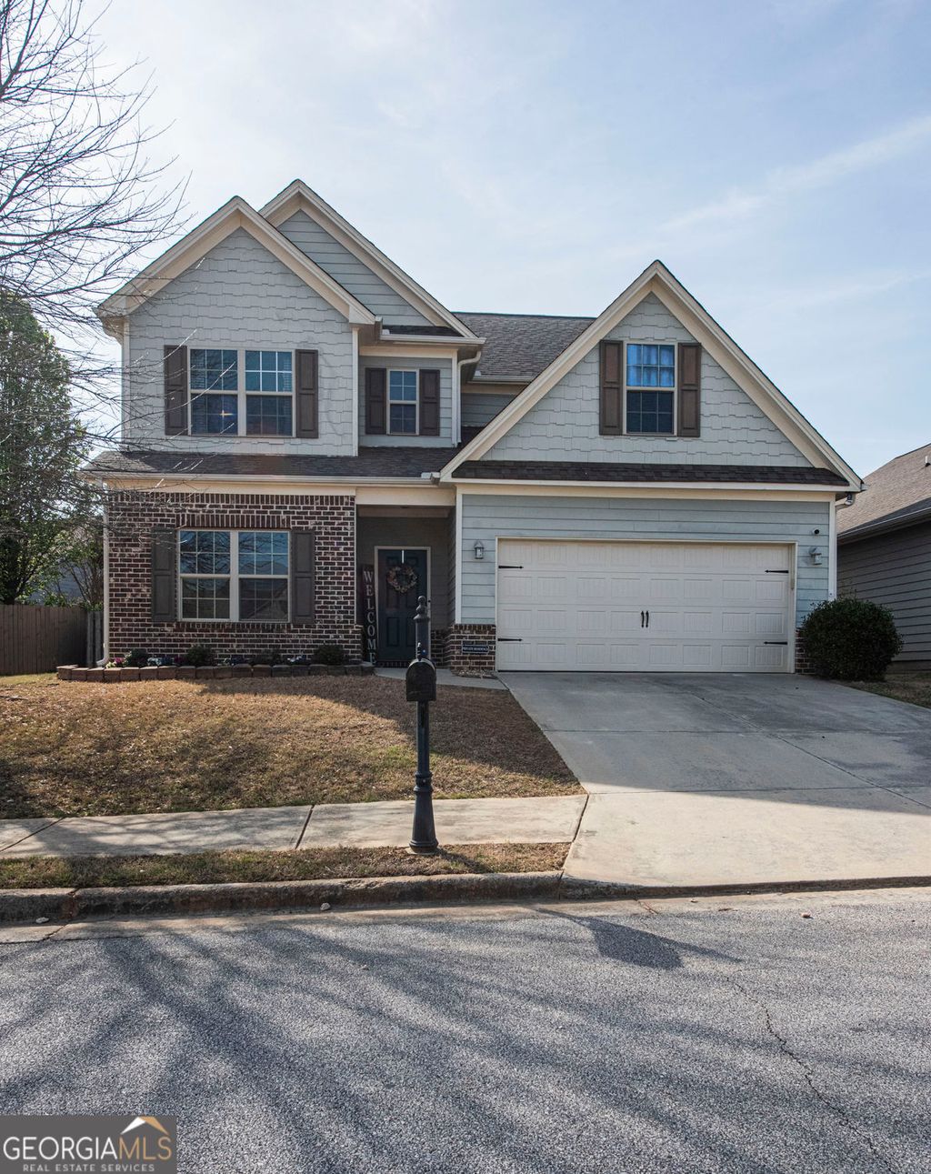 Photo of 4636 SWEETWATER Dr, Gainesville, GA 30504 (MLS # 10720366)