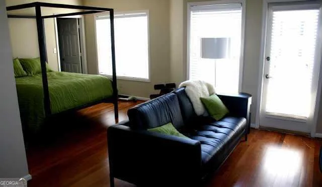 1250 Parkwood Circle SE Unit 1102