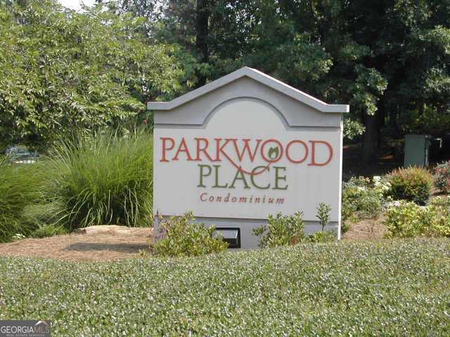 1250 Parkwood CIR SE 1102