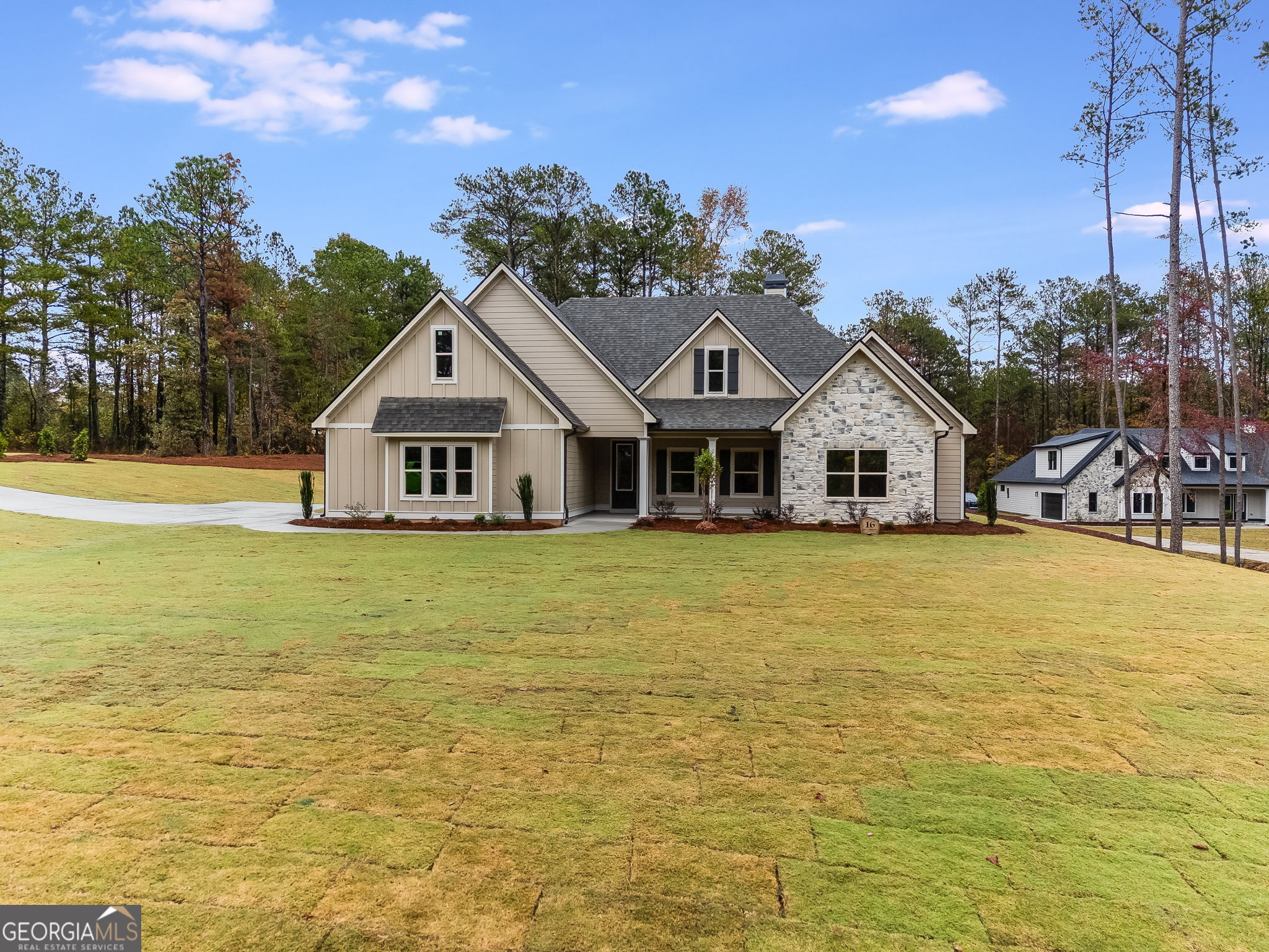 16 Liberty Station DR