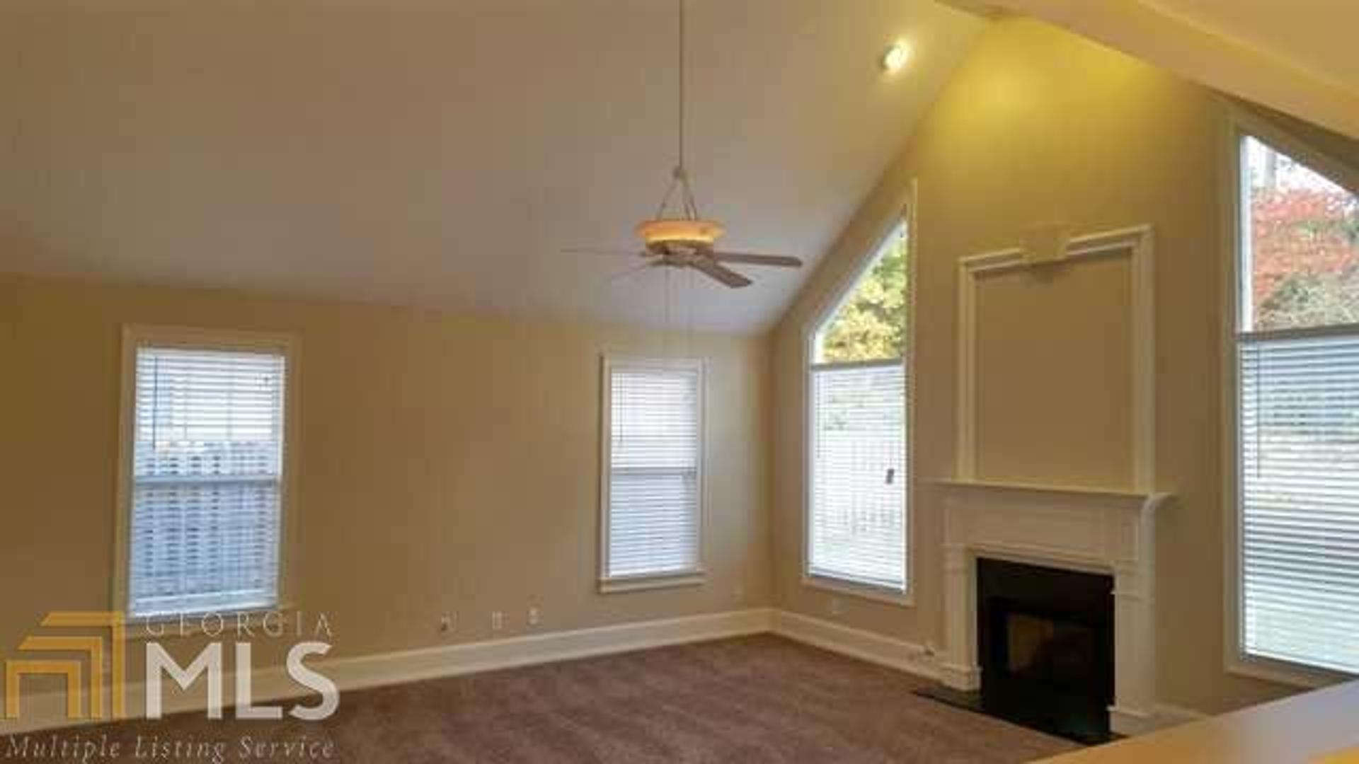 Dunhill - Residential