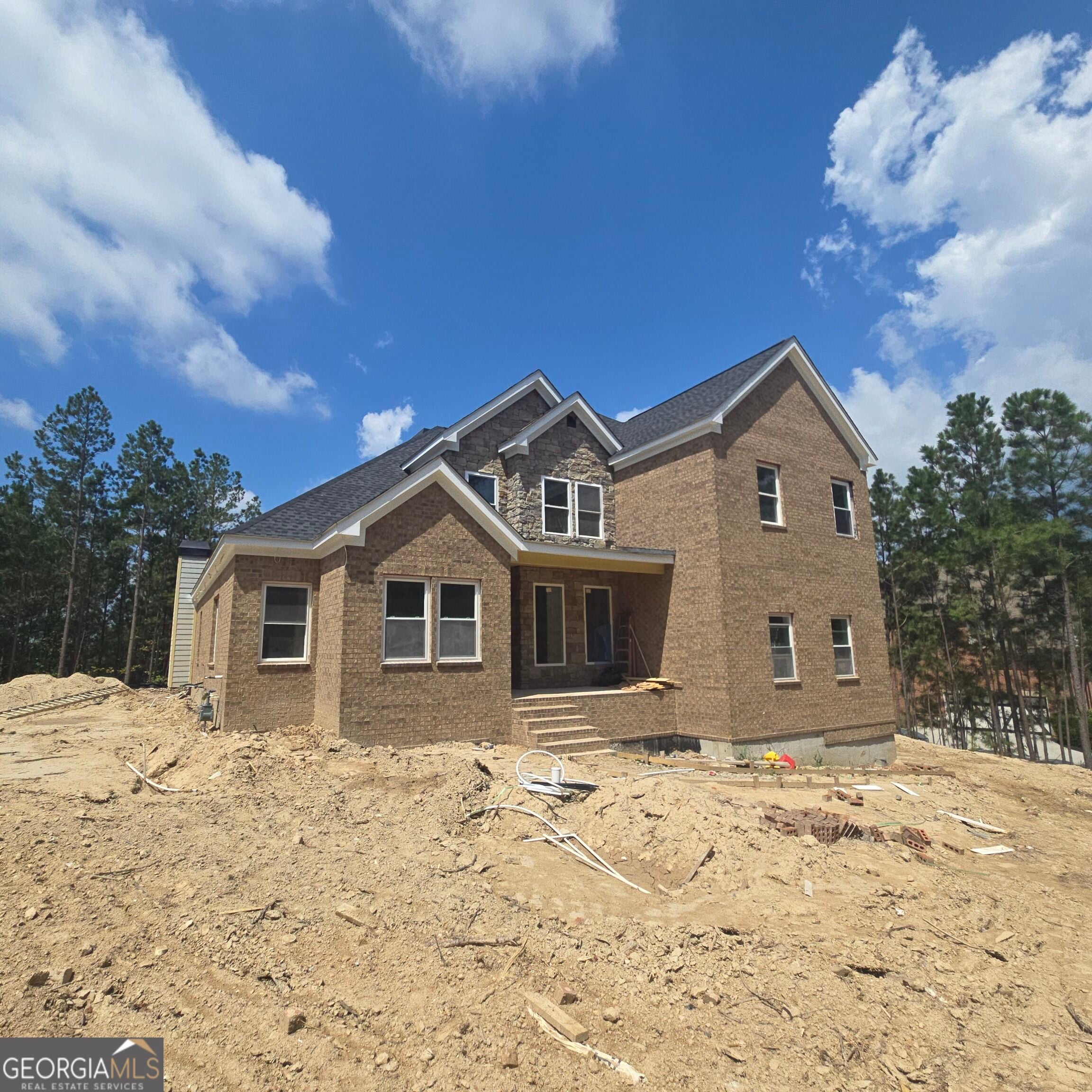 5626 Livesage DR