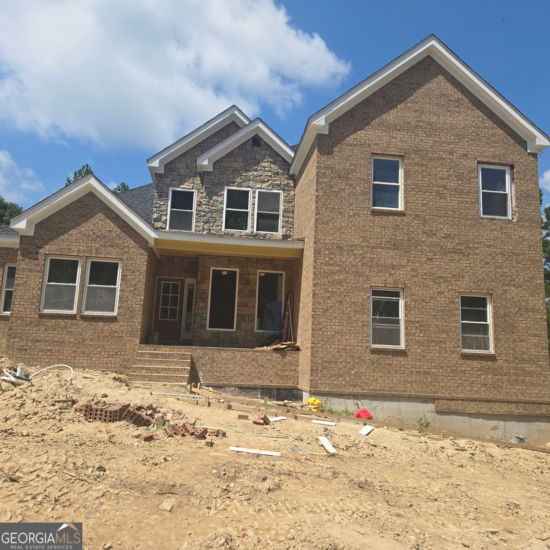 5626 Livesage DR
