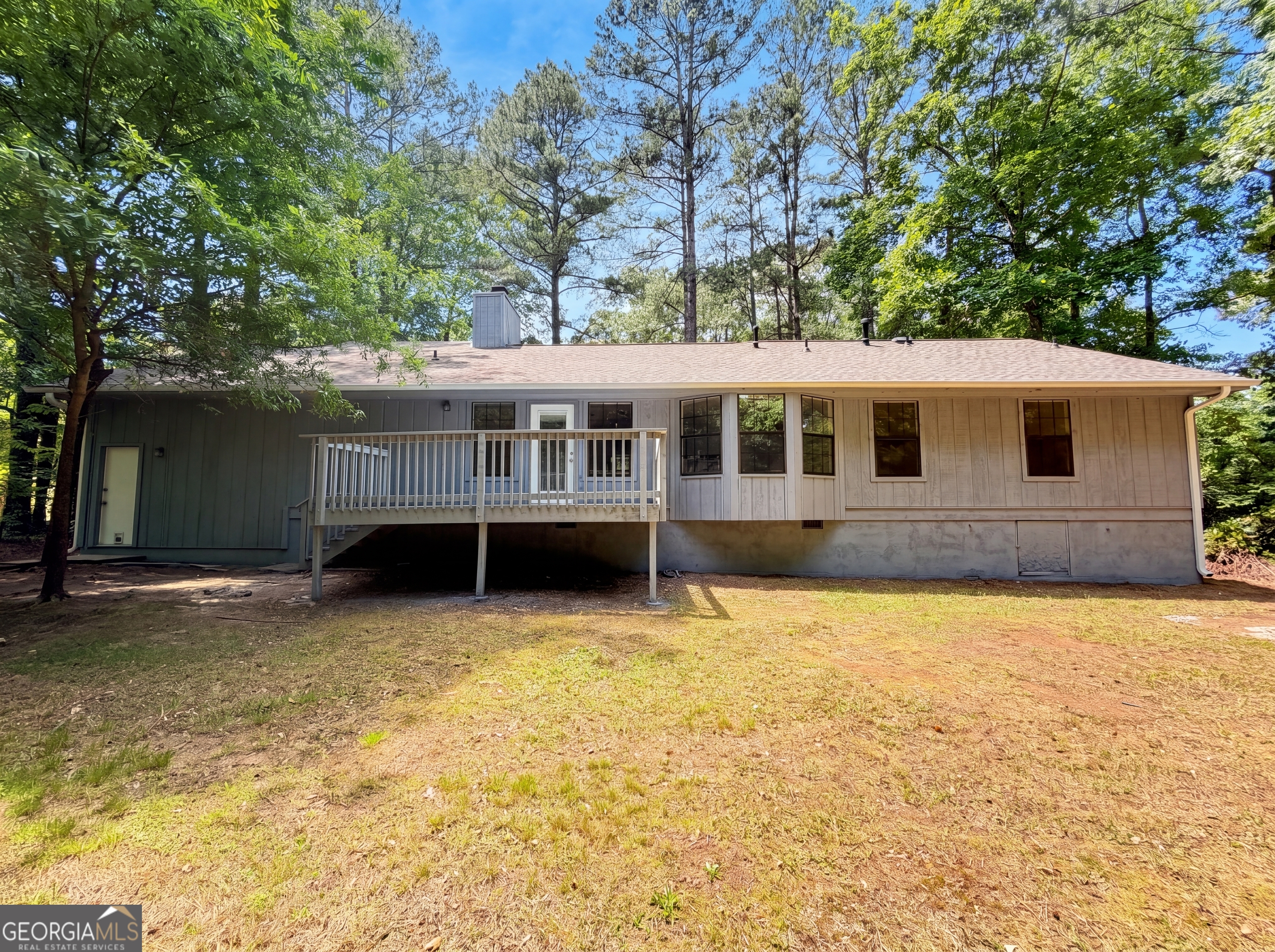 420 Creekside LN