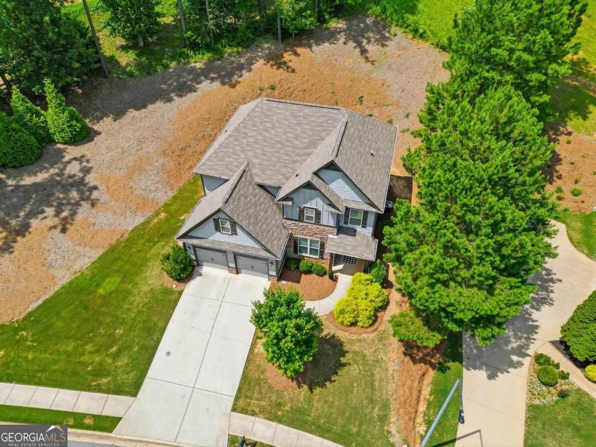 59 Ivy Hall LN