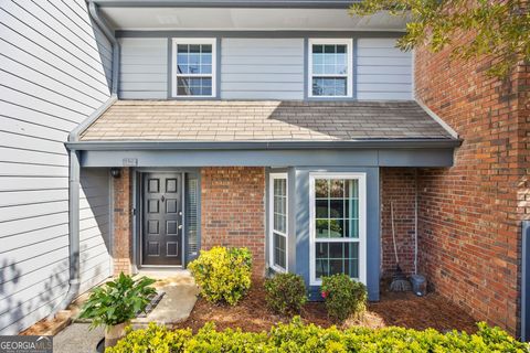Photo of 1328 Weatherstone Way NE, Atlanta, GA 30324 (MLS # 10713341)