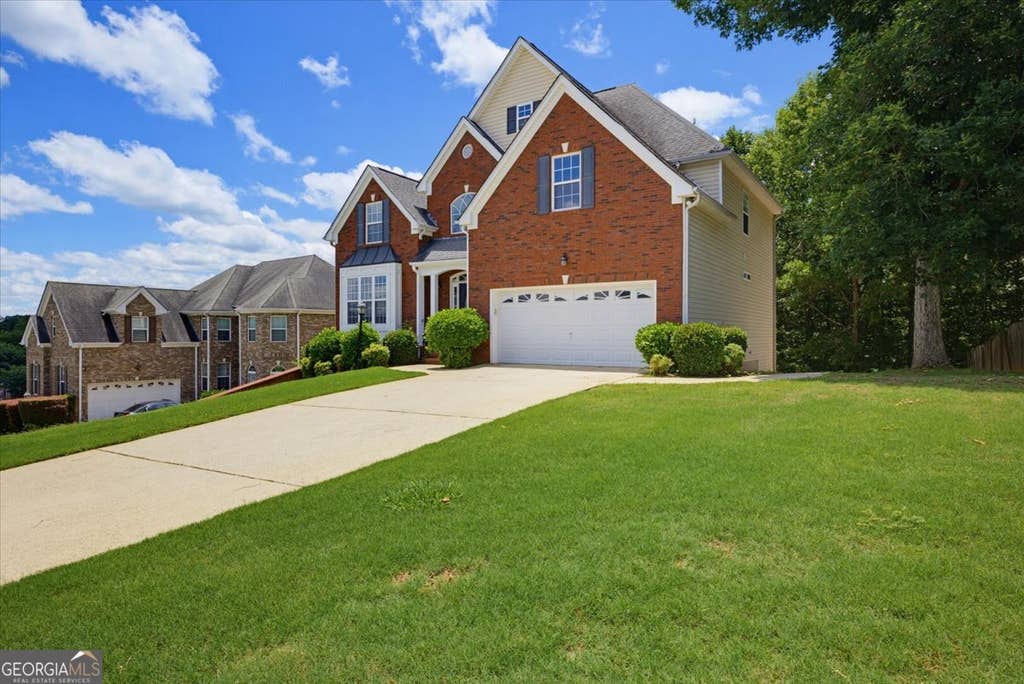 Photo of 2467 Wilshire Way, Douglasville, GA 30135 (MLS # 10792030)