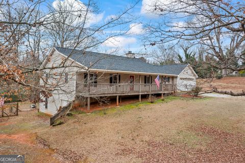 Photo of 529 Veterans Dr, Danielsville, GA 30633 (MLS # 10673502)