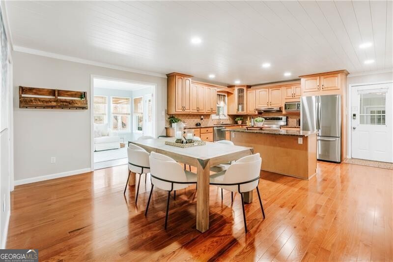 Cumming, Georgia 30041, United States, 4 Bedrooms Bedrooms, ,3 BathroomsBathrooms,Residential,Active,174377