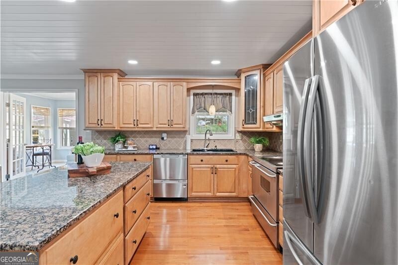 Cumming, Georgia 30041, United States, 4 Bedrooms Bedrooms, ,3 BathroomsBathrooms,Residential,Active,174377