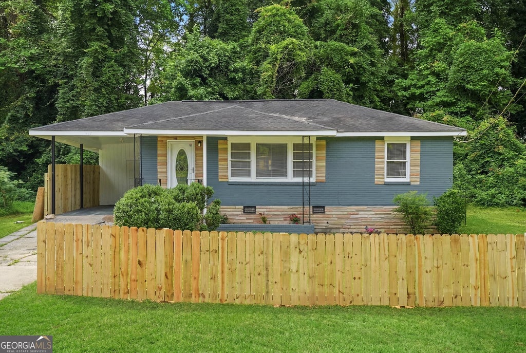 Photo of 467 Park Valley Drive NW, Atlanta, GA 30318 (MLS # 10849247)
