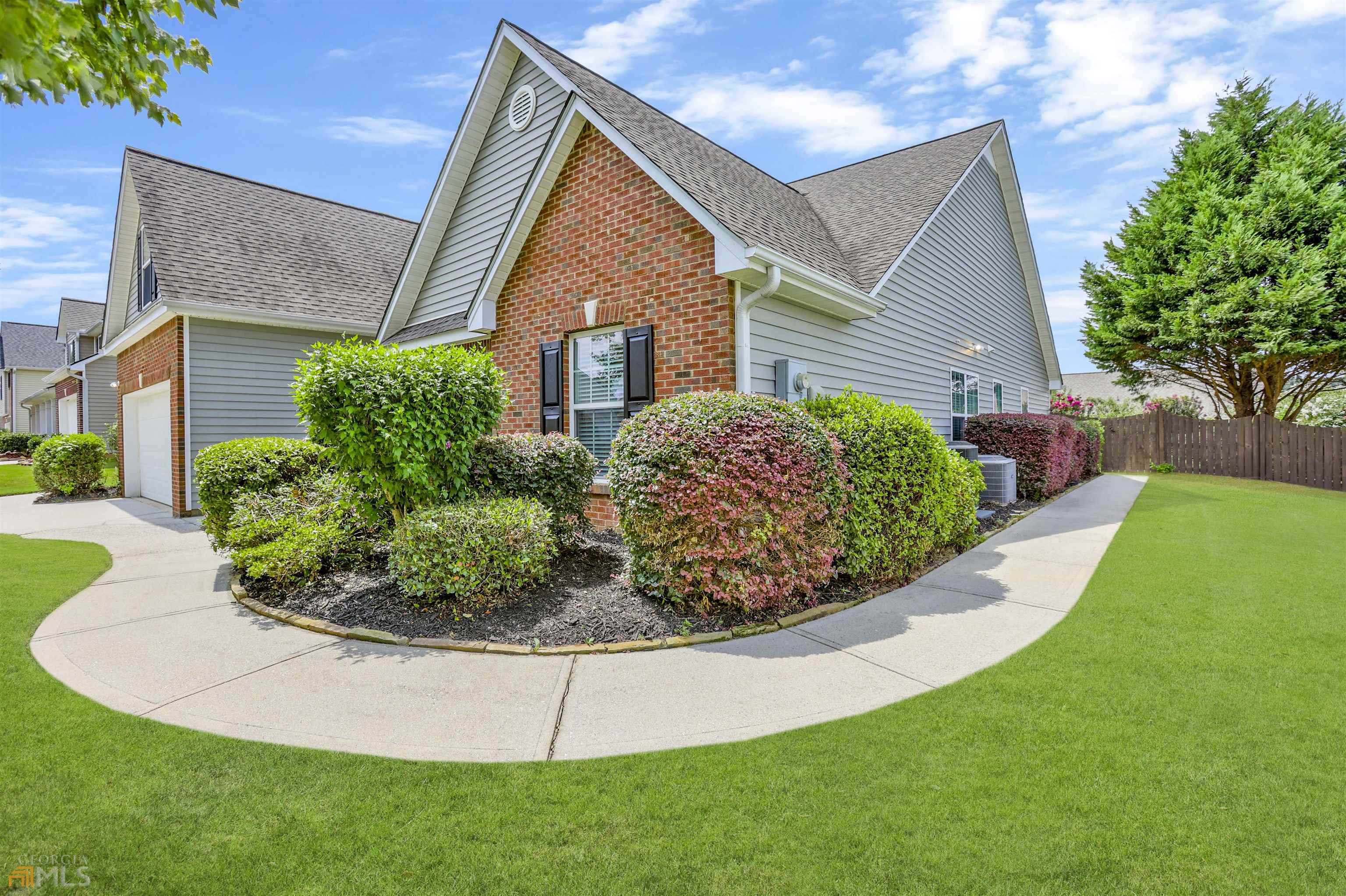 Saddlebrook Farm - Residential Lease