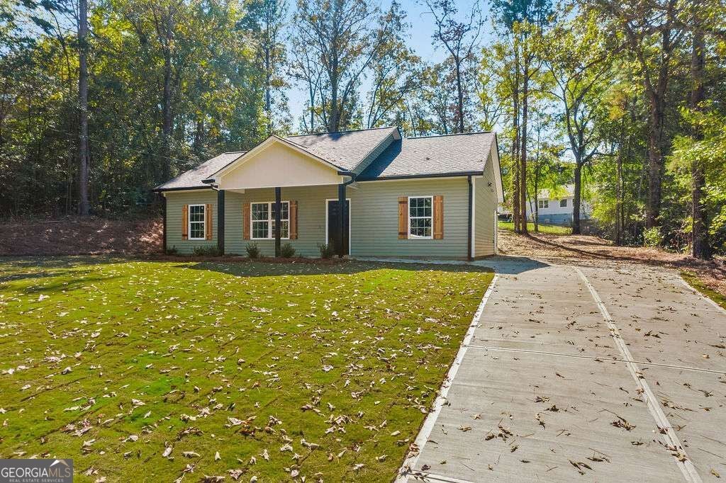Photo of 652 Harris Circle, Cedartown, GA 30125 (MLS # 10872373)