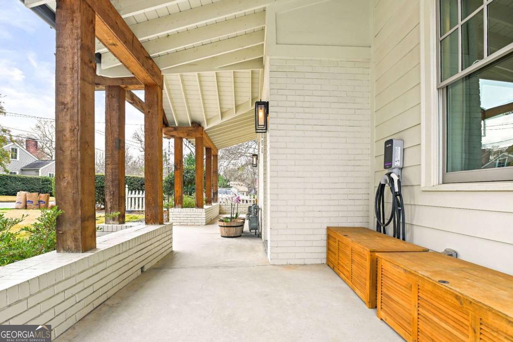 Photo of 2190 Edison Avenue NE, Atlanta, GA 30305 (MLS # 10670550)