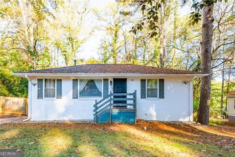 3182 Latona DR SW Atlanta GA 30354