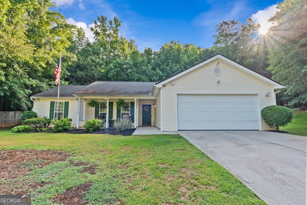 Photo of 484 Canoe Court, Statham, GA 30666 (MLS # 10783977)