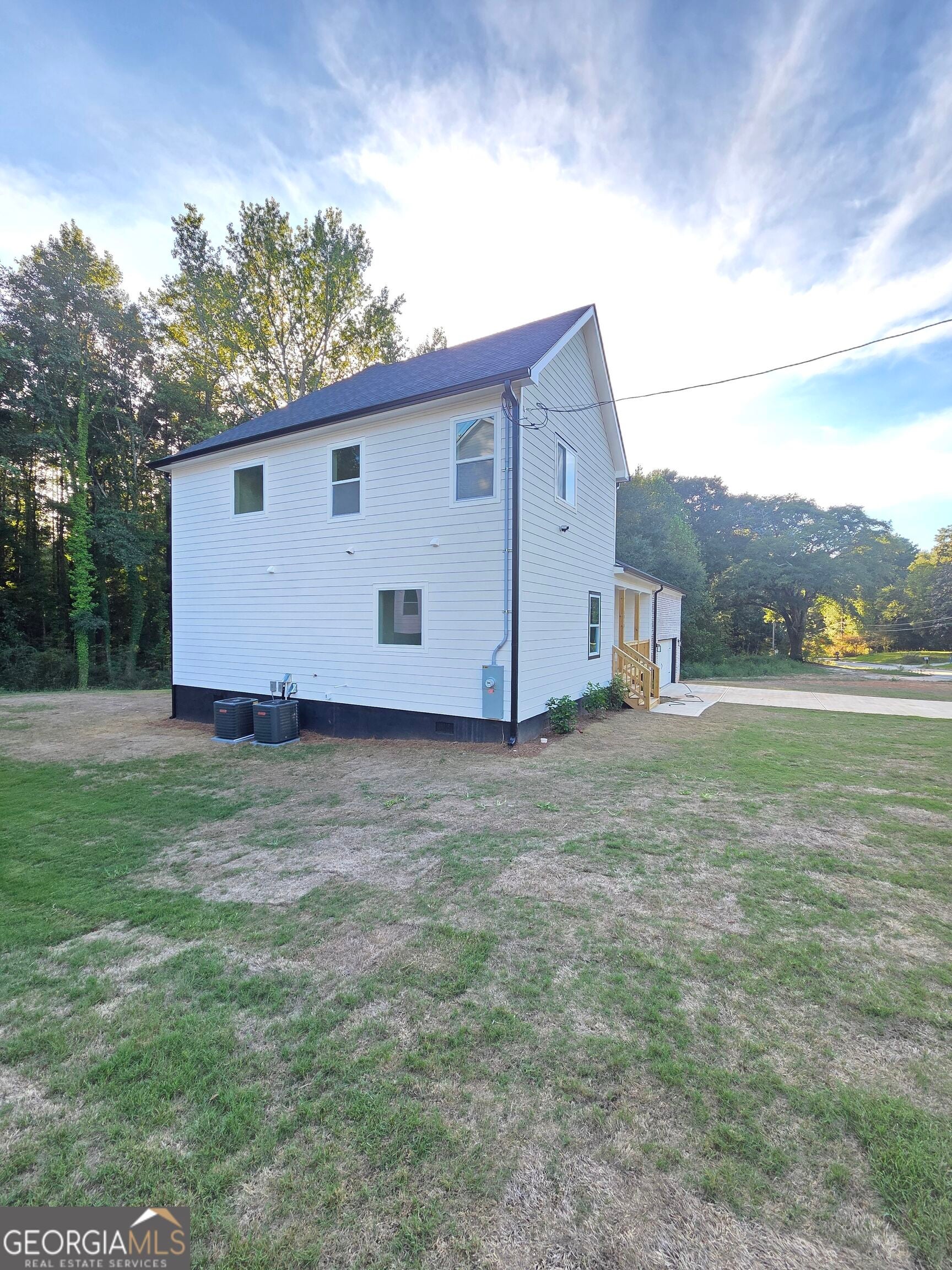 1013 SOUTH GORDON RD