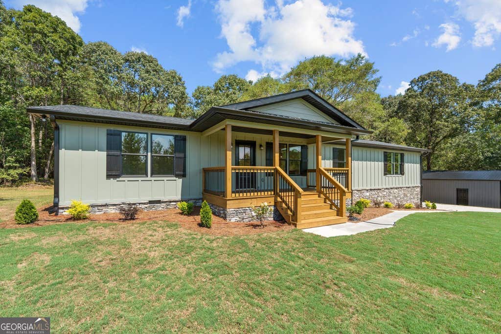 Photo of 17187 Ga Highway 34, Franklin, GA 30217 (MLS # 10833745)