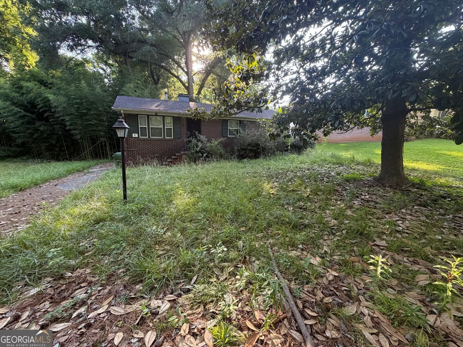650 Fairburn Road NW