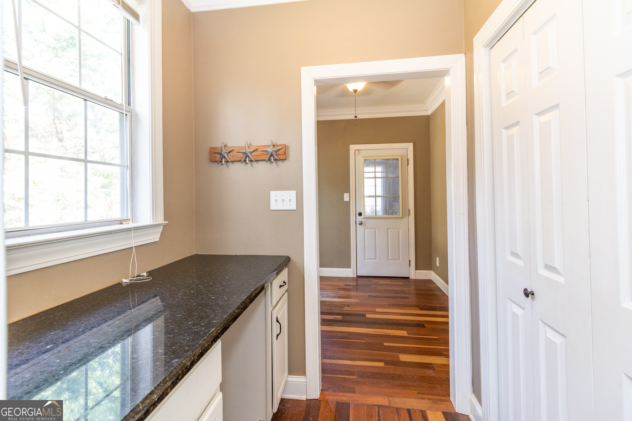 Newnan, Georgia 30265, United States, 4 Bedrooms Bedrooms, ,3 BathroomsBathrooms,Residential,Active,99103