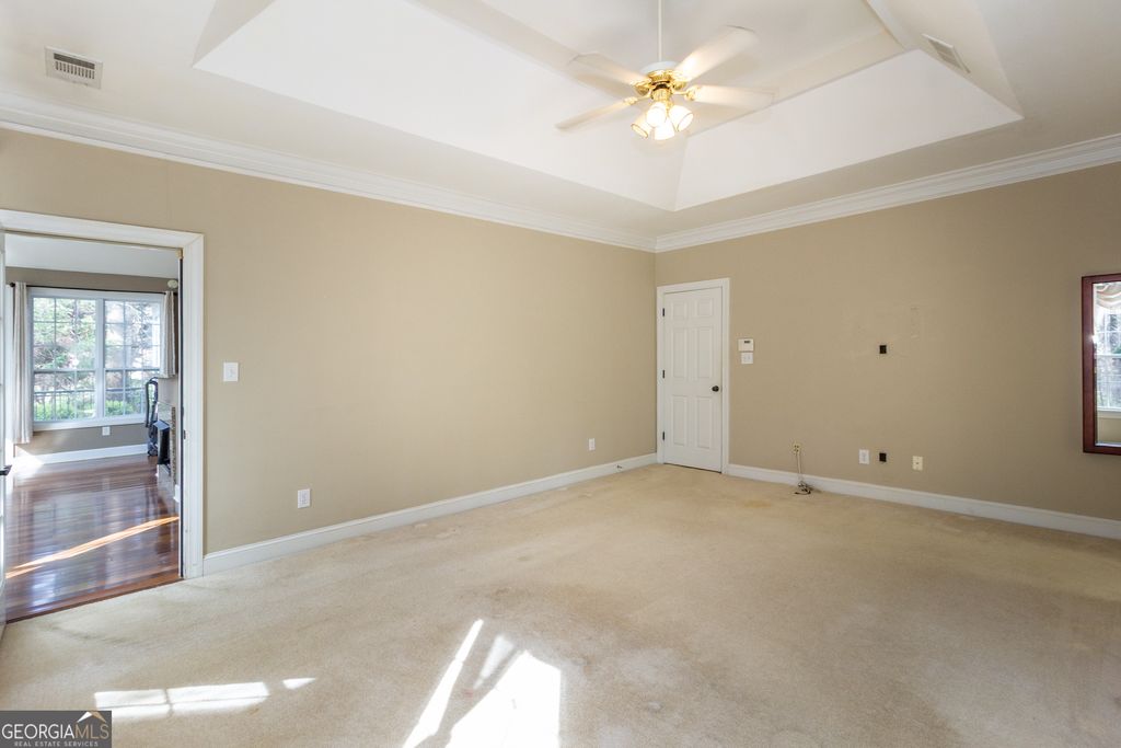 listing image 75
