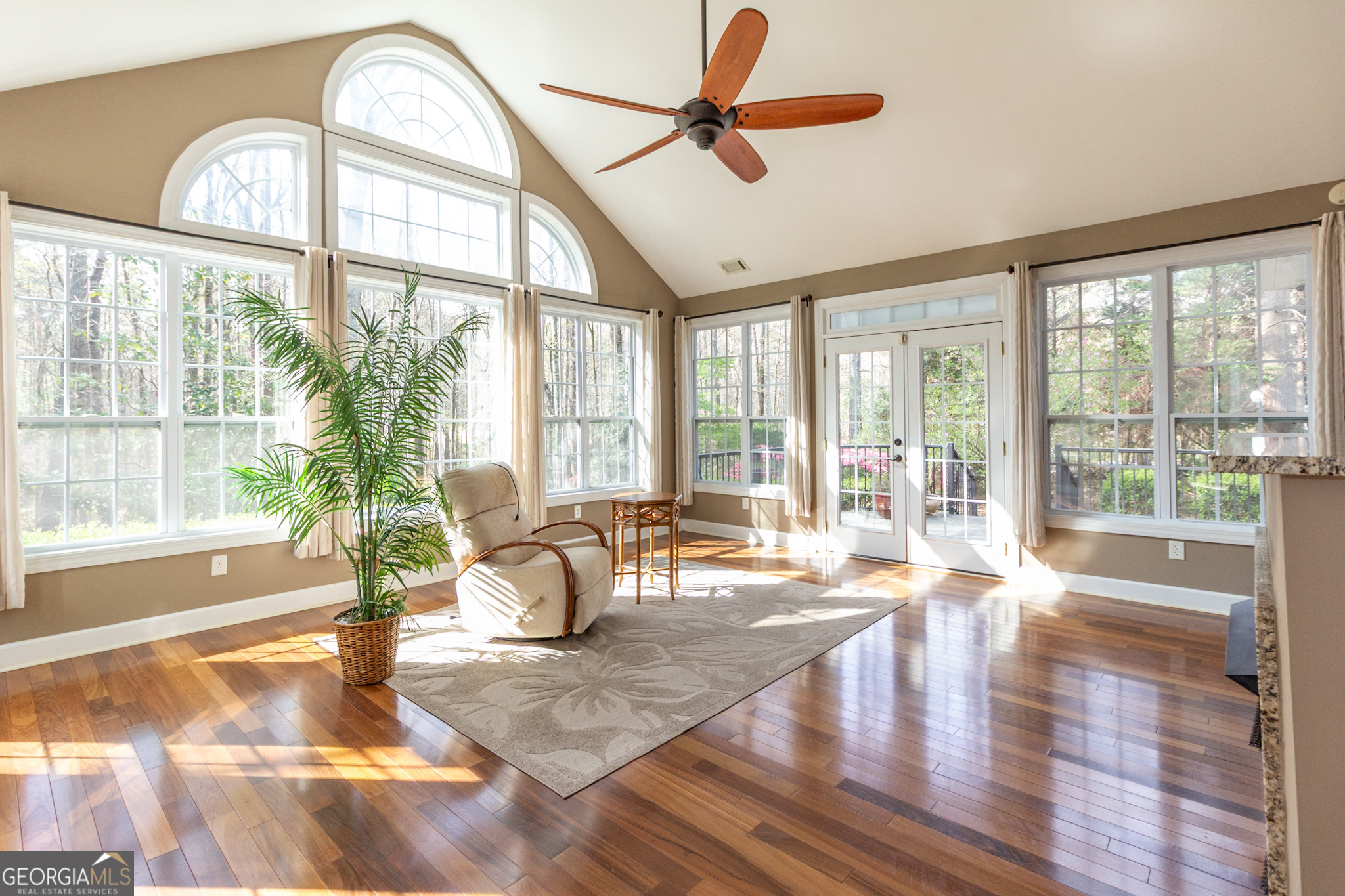 Newnan, Georgia 30265, United States, 4 Bedrooms Bedrooms, ,3 BathroomsBathrooms,Residential,Active,99103