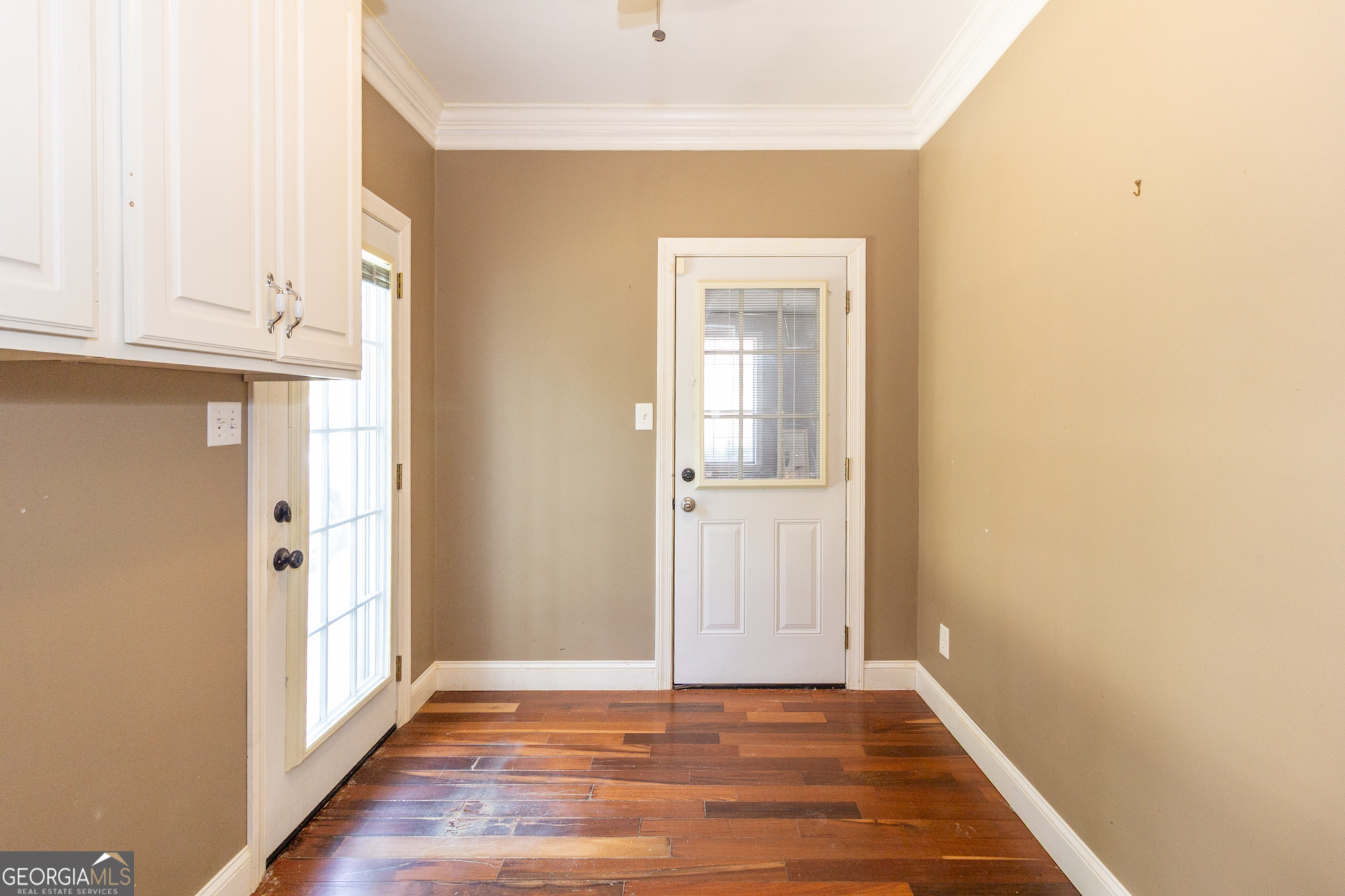 Newnan, Georgia 30265, United States, 4 Bedrooms Bedrooms, ,3 BathroomsBathrooms,Residential,Active,99103