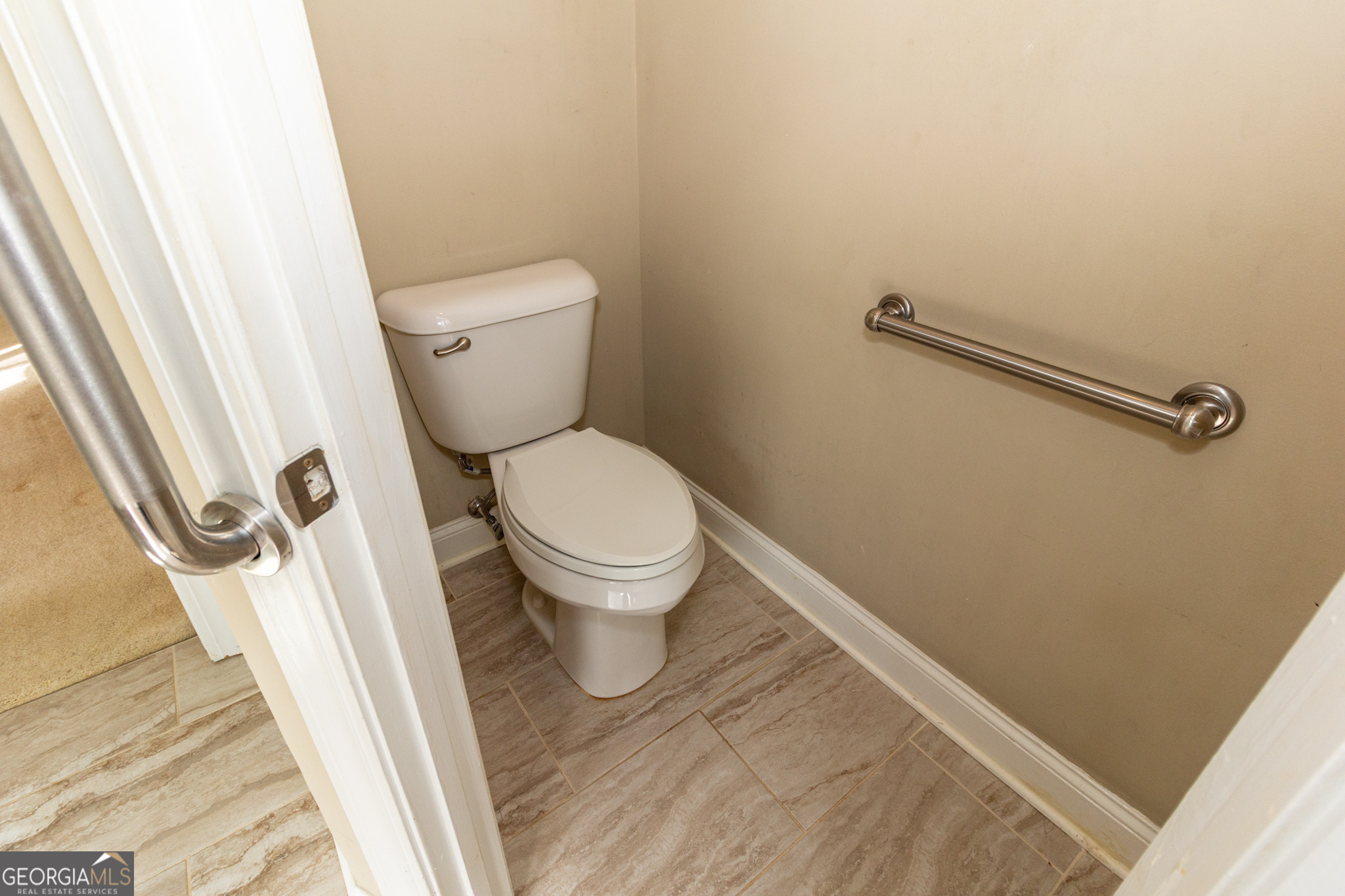 Newnan, Georgia 30265, United States, 4 Bedrooms Bedrooms, ,3 BathroomsBathrooms,Residential,Active,99103