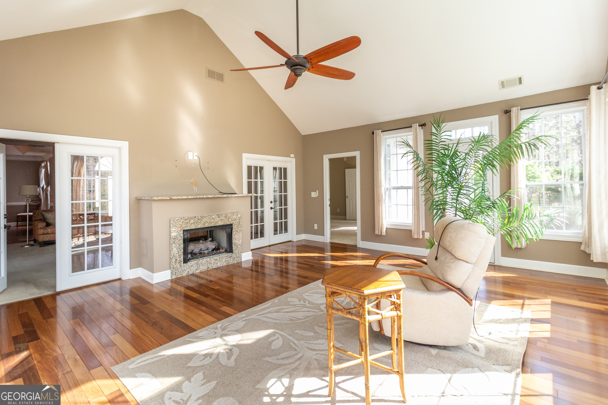 Newnan, Georgia 30265, United States, 4 Bedrooms Bedrooms, ,3 BathroomsBathrooms,Residential,Active,99103