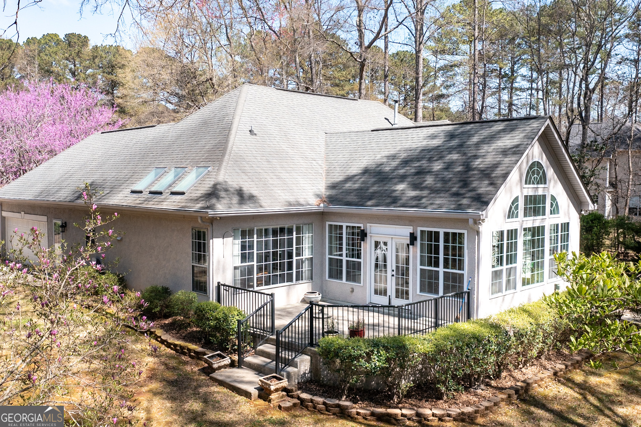 Newnan, Georgia 30265, United States, 4 Bedrooms Bedrooms, ,3 BathroomsBathrooms,Residential,Active,99103