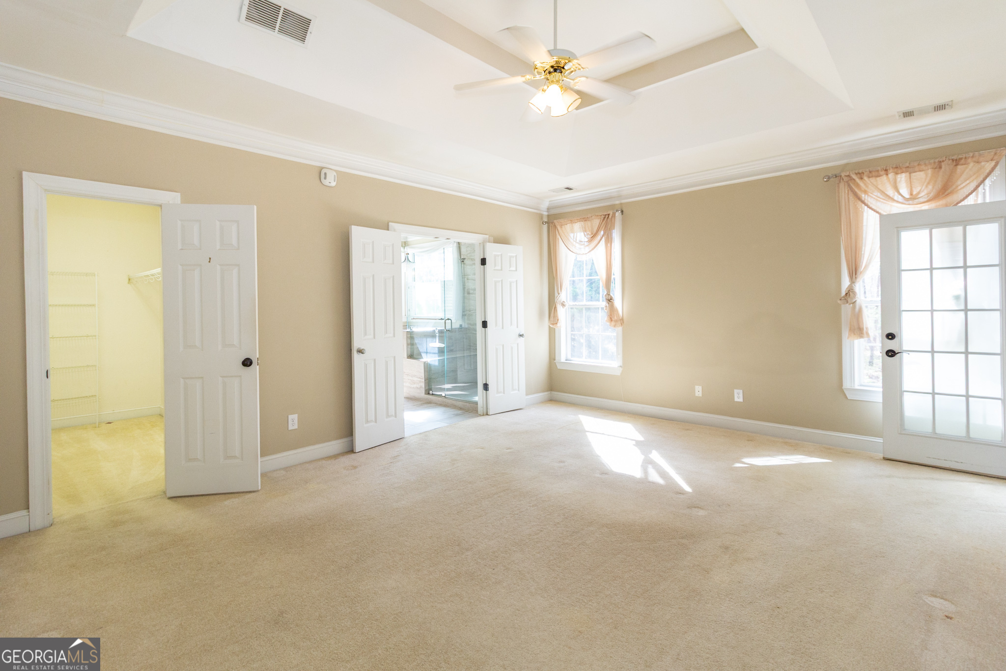 Newnan, Georgia 30265, United States, 4 Bedrooms Bedrooms, ,3 BathroomsBathrooms,Residential,Active,99103