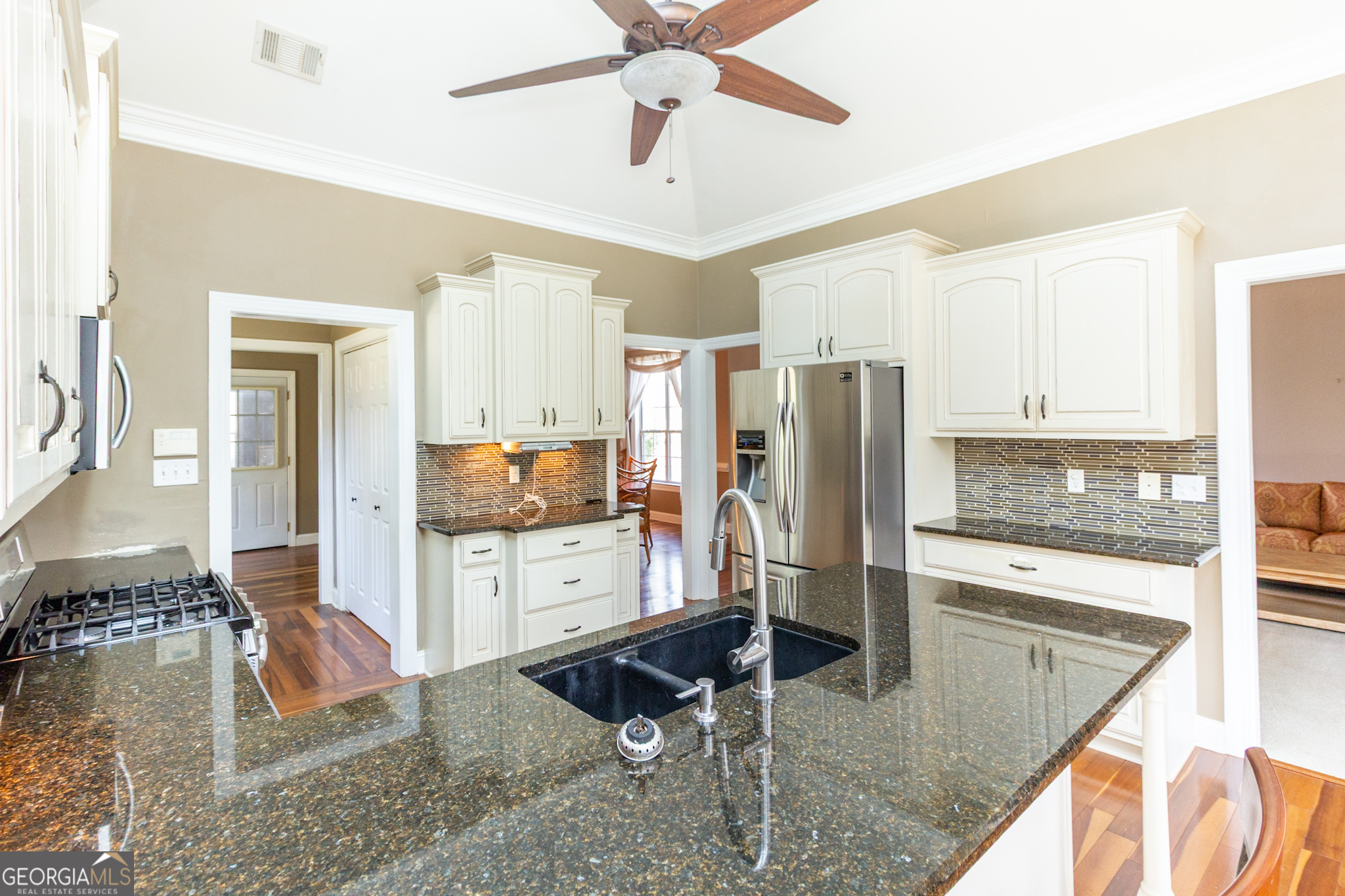 Newnan, Georgia 30265, United States, 4 Bedrooms Bedrooms, ,3 BathroomsBathrooms,Residential,Active,99103