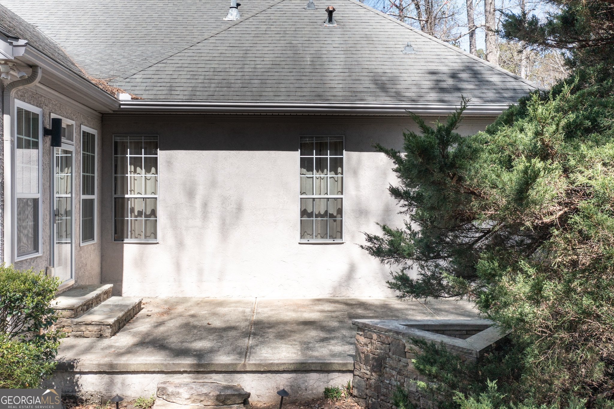 Newnan, Georgia 30265, United States, 4 Bedrooms Bedrooms, ,3 BathroomsBathrooms,Residential,Active,99103