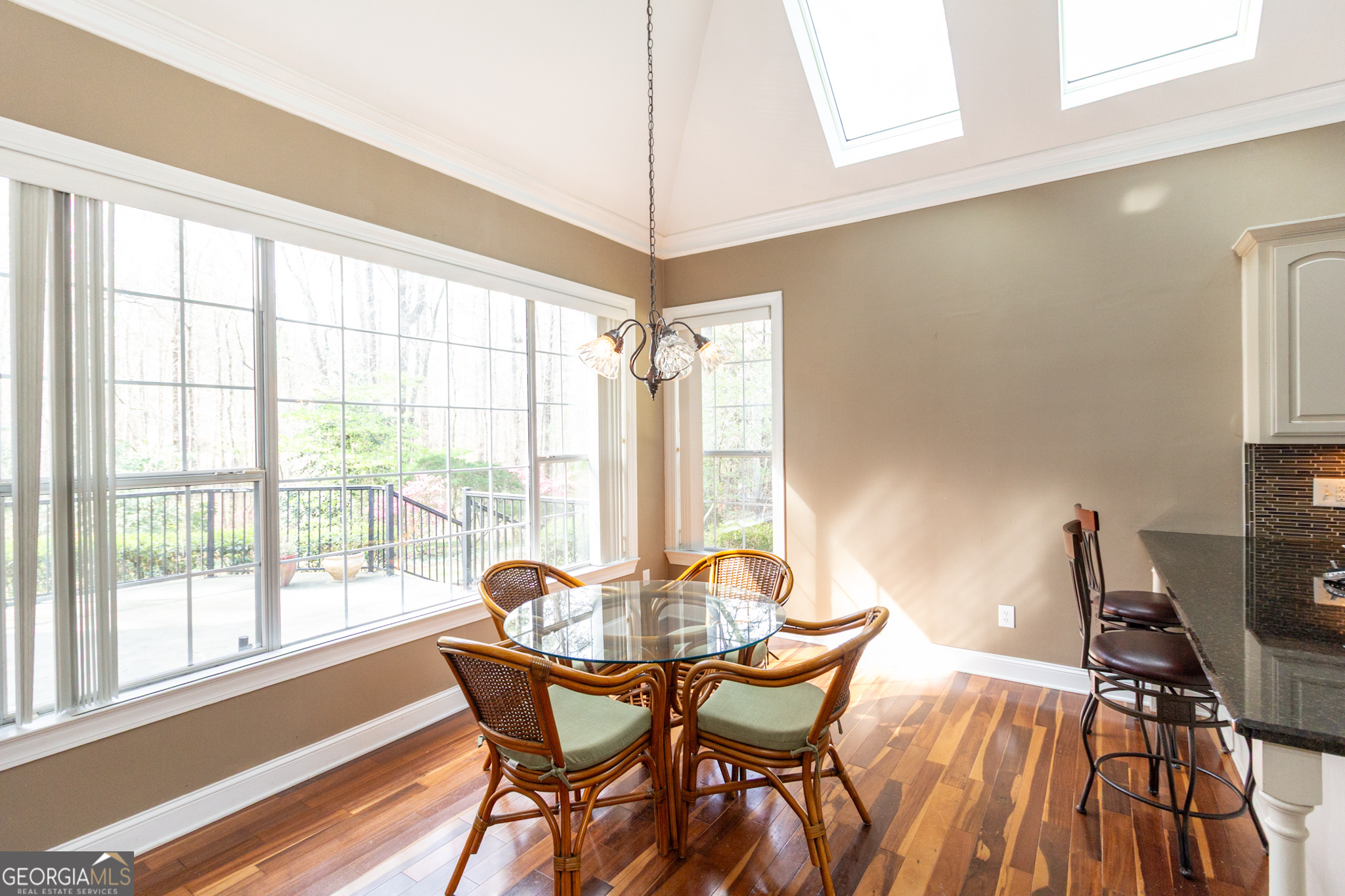 Newnan, Georgia 30265, United States, 4 Bedrooms Bedrooms, ,3 BathroomsBathrooms,Residential,Active,99103