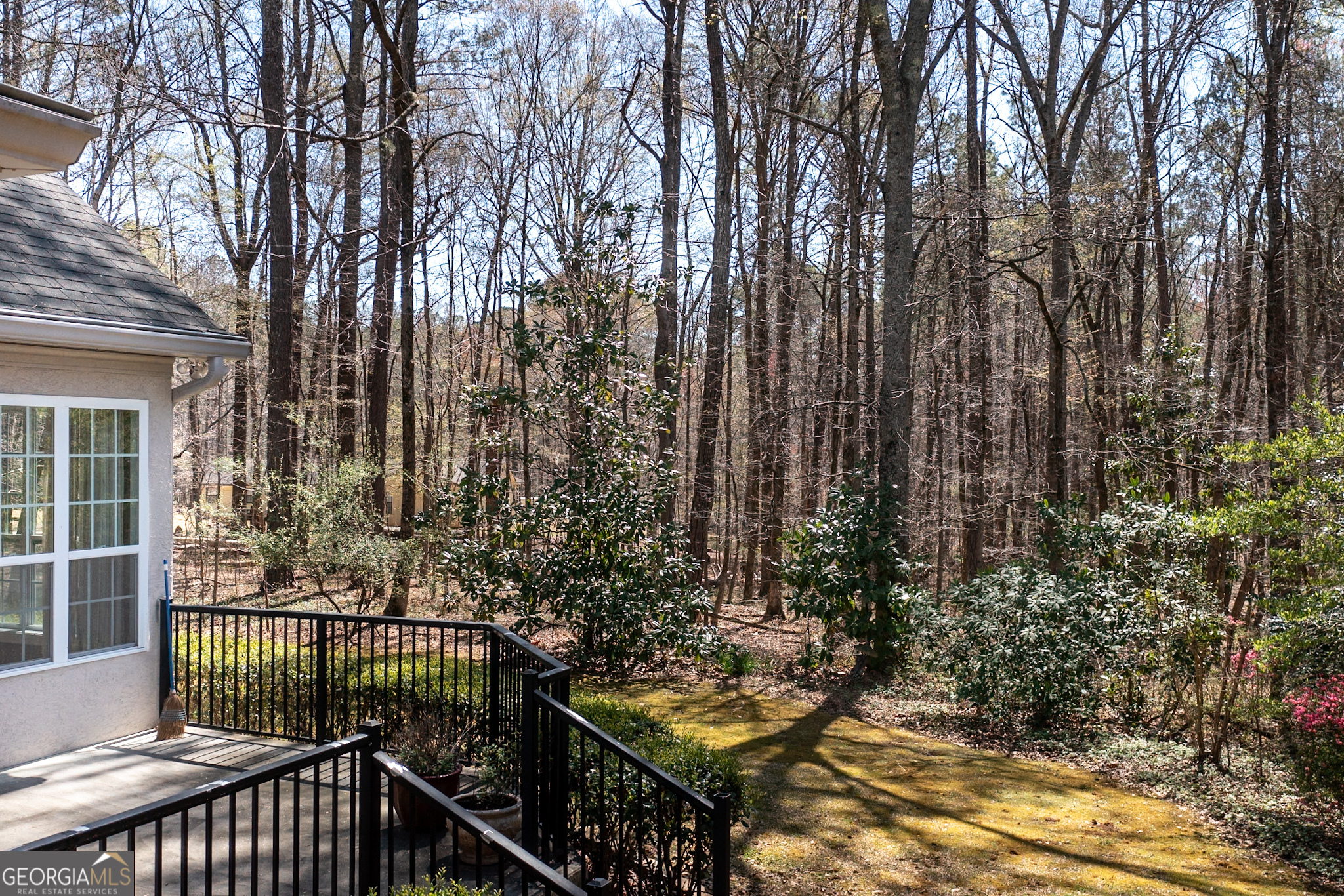 Newnan, Georgia 30265, United States, 4 Bedrooms Bedrooms, ,3 BathroomsBathrooms,Residential,Active,99103