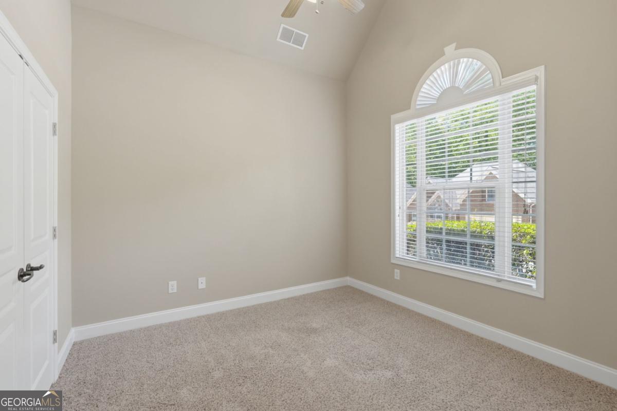 2131 Retreat Haven LN