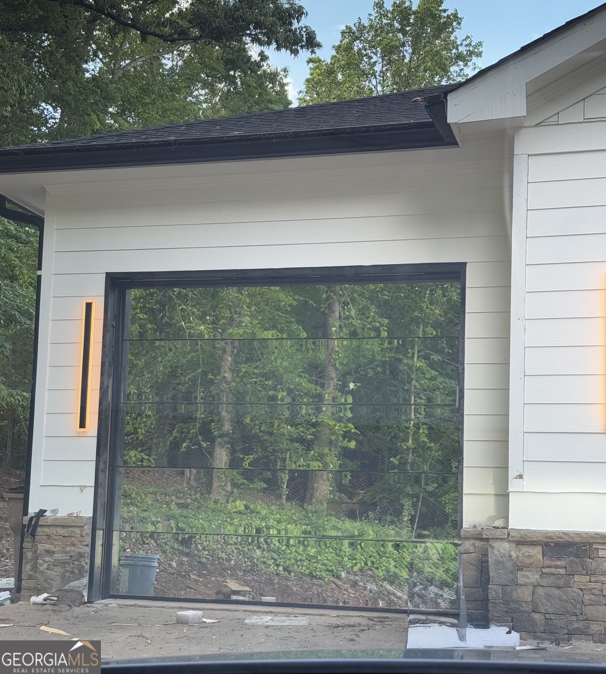 507 KAREN LN