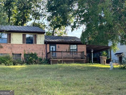 A home in Riverdale