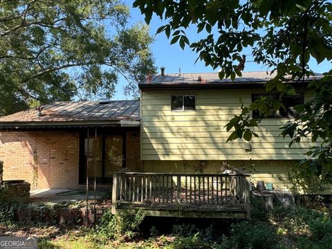 A home in Riverdale