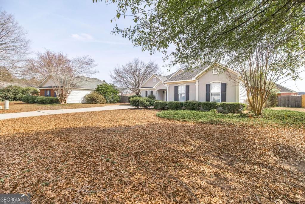 Photo of 112 Knights Bridge, Warner Robins, GA 31093 (MLS # 10689096)